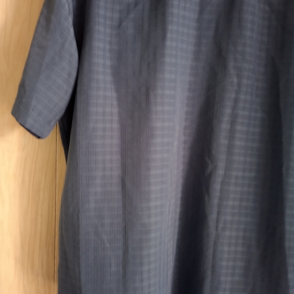 Croft & Barrow Short sleeve button up - Picture 8 of 8